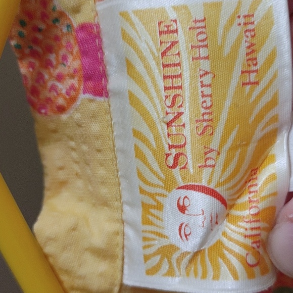 Rare Find Sunshine by Sherry Holt Yellow Seersucker Romper Size XS - Picture 3 of 11
